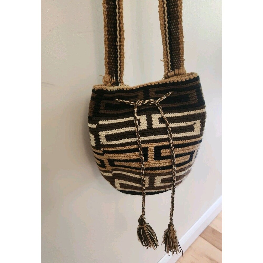 Columbia Mochila Wayuu Style Handmade Brown Tan Cream Boho Crossbody Bag
